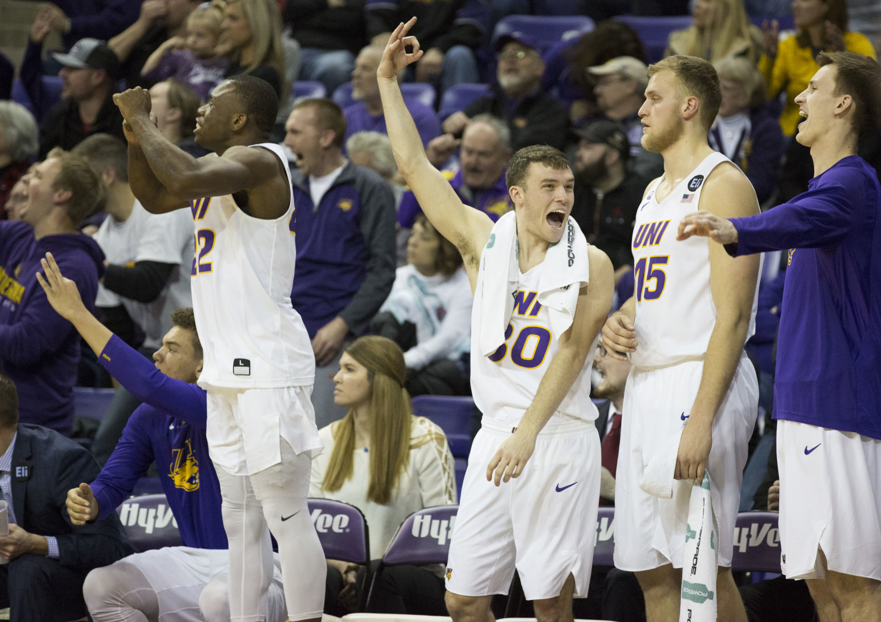 021220kw-uni-illinois-state-bball-05